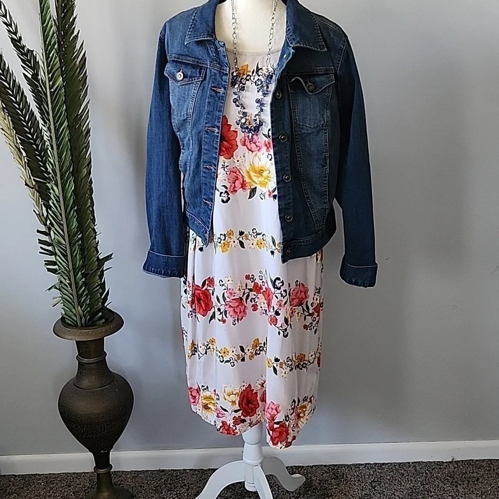 Old Navy gray floral pattern dress with elbow length sleeves - Picture 2 of 14